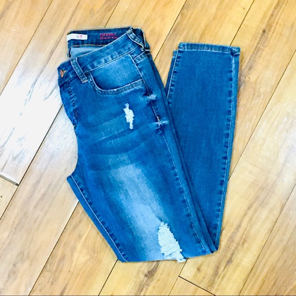 IT skinny ankle denim jeans distressed -woman’s 4 - super cute stretch s… - Picture 2 of 7